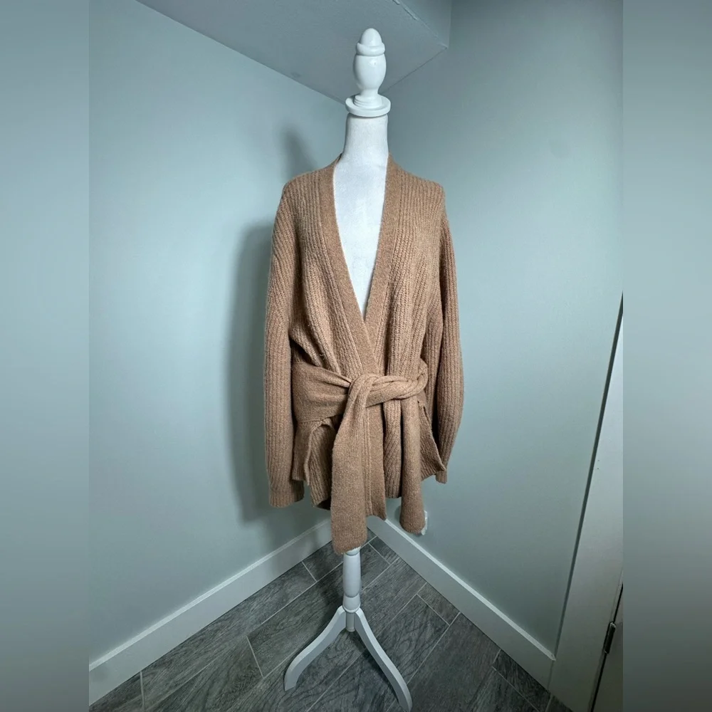 Brochu Walker Wool Baby Alpaca Camel Tie Hansen Wrap Cardigan Size Large - Picture 5 of 17
